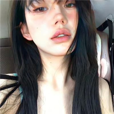 她来自台北
